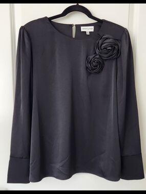 Gibson Latimer Black Long-Sleeve Blouse with Rosette Accents